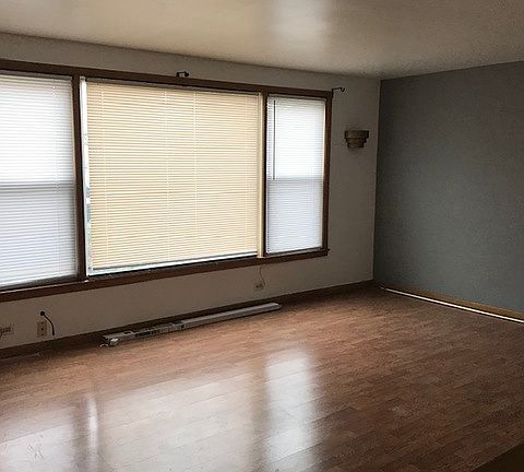 3rd image of 2450 N 77th Ct APT 1E