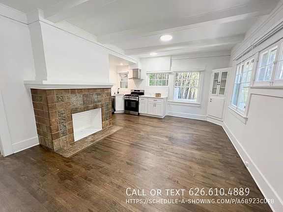 3rd image of 552 S Oakland Ave #5