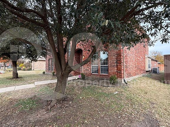 2nd image of 13646 Valencia Dr