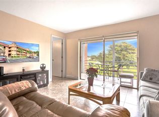 9781 Sunrise Lakes Blvd APT 302, Sunrise, FL 33322