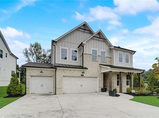 2402 Hidden Creek Rd, Kennesaw, GA 30152