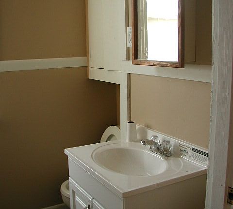4th image of 4200 Russell Blvd #2F