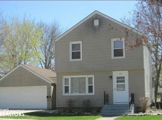 408 E Grove St, Algona, IA 50511