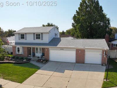 22321 N Fairway Dr, Woodhaven, MI, 48183