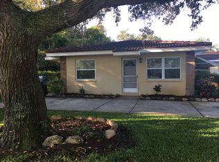 800 18th St SW APT 2, Largo, FL 33770