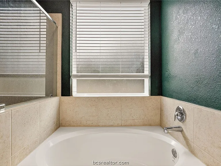 4718 Milagro Loop — Photo 18