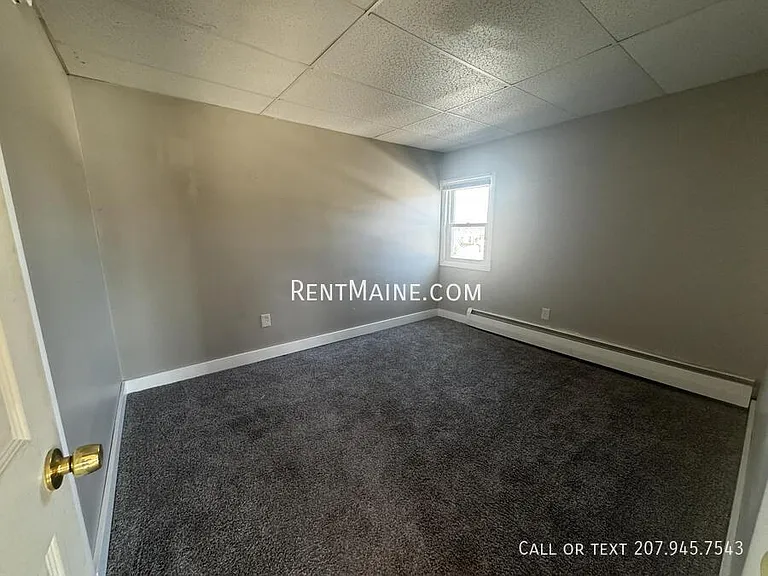 114 Riverside Dr #1 — Photo 4