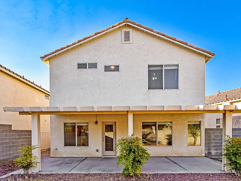 5044 Drifting Creek Ave — Photo 17