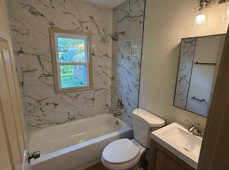 7806 Underhill Dr — Photo 4