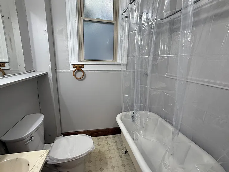 3212 Bishop St — Photo 5