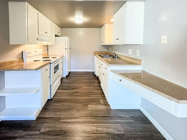 Arden Park Apartments — Photo 24