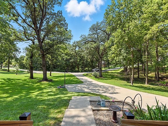 4th image of 55205 Forrester Valley Ln