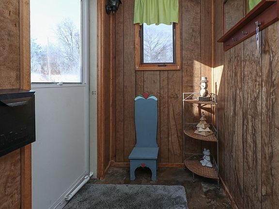 4th image of 623 Bendle Ave