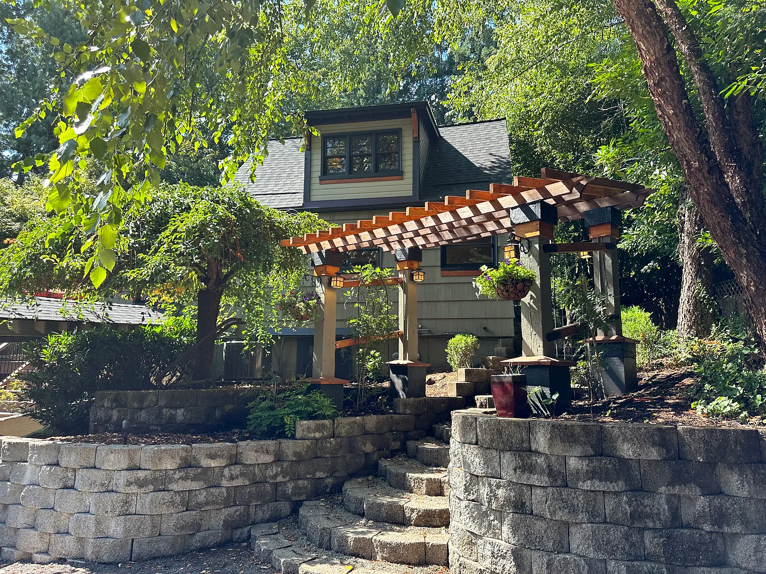 3 bed, 2479 sqft, $3,295 — Photo 1