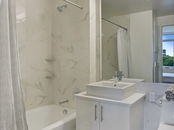 180 Myrtle Avenue image 4 of 16