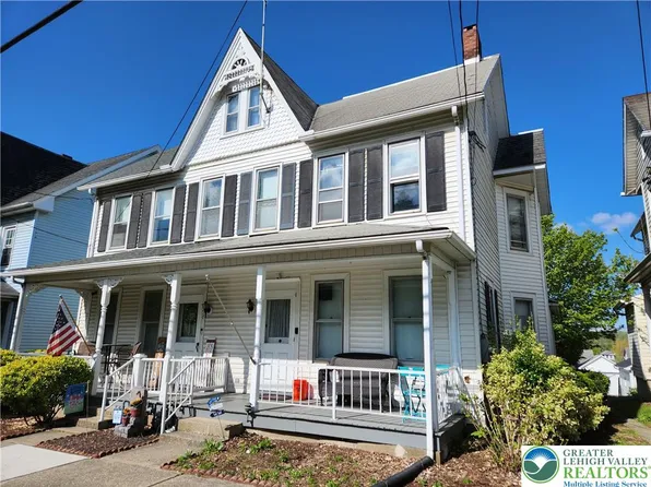 316 S Broad St, Nazareth, PA 18064