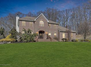 9 Rillstone Ct, Freehold, NJ 07728