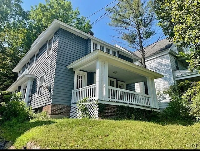 750 Euclid Ave #5