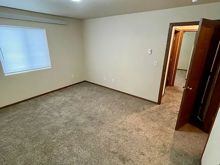 4210 Kateland St — Photo 9