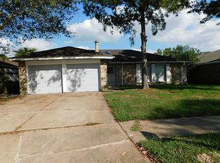 7410 Skylight Ln, Houston, TX 77095