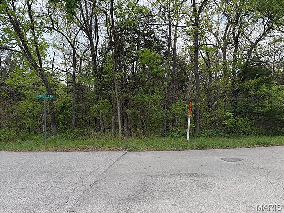 2nd image of 5649 Lake Hill Dr