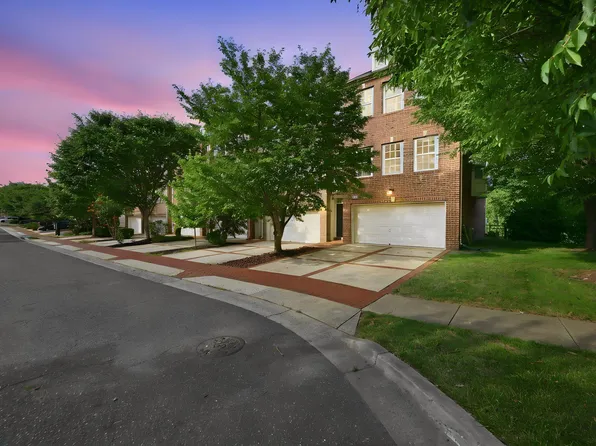 14658 Hawley Ln, Upper Marlboro, MD 20774