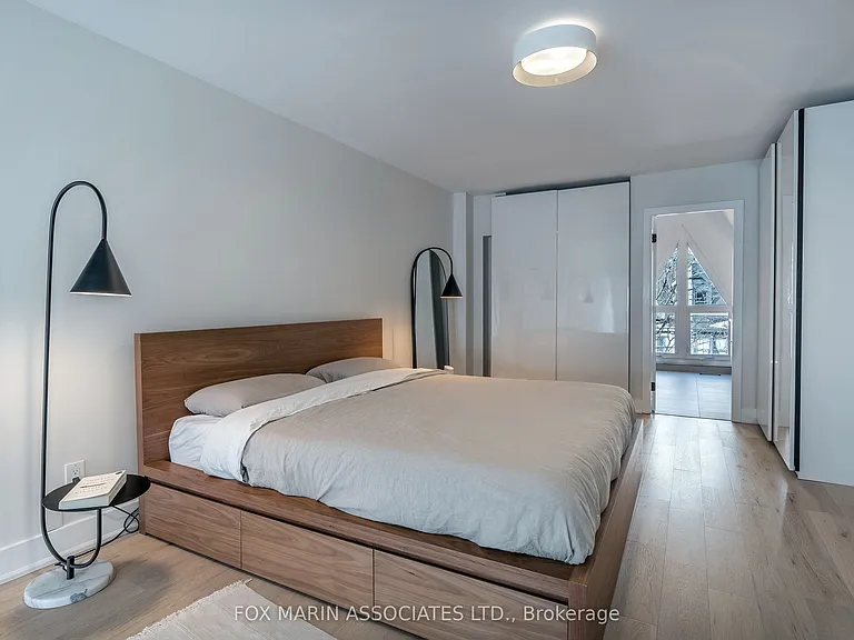 61 McGill St — Photo 29