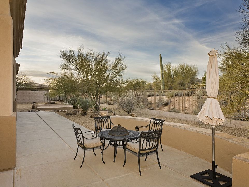 Beautiful Backyard w/ Extended Patio