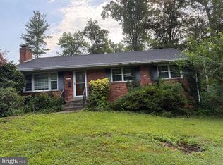 1917 Great Falls St, Mc Lean, VA 22101