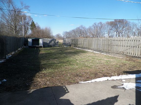 5th image of 510 E Kankakee River Dr