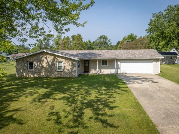 704 S Sims St, Swayzee, IN 46986