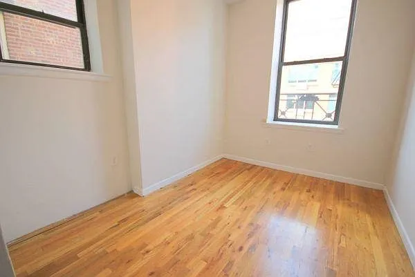 108 14th St #4W — Photo 6