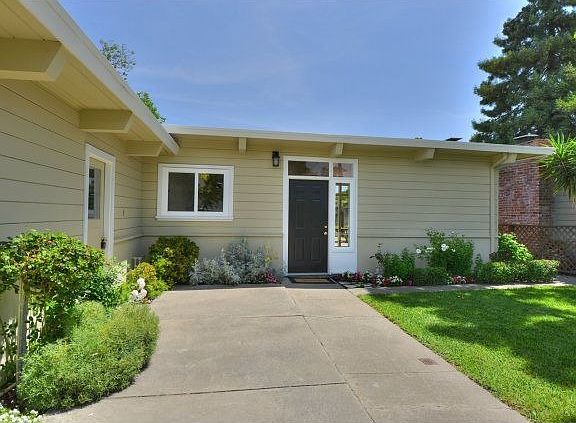 2nd image of 586 Morse Ave