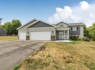 1801 Eastern Star Loop, Sauk Rapids, MN 56379