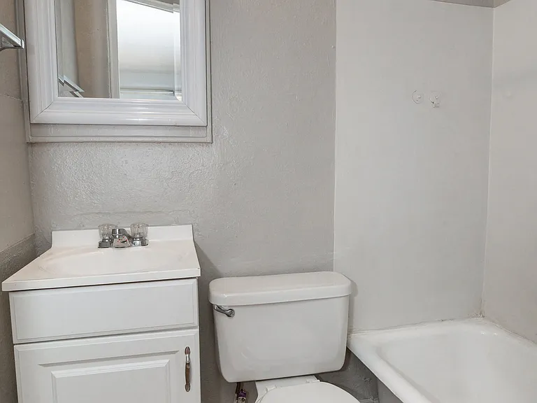 Palisade Apartments — Photo 59