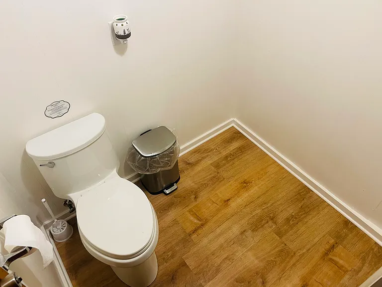 2nd Bathroom