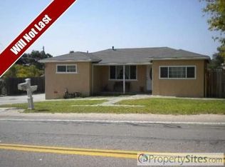1944 Sunset Dr, Vista, CA 92081