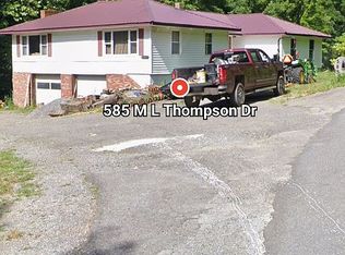 585 M L Thompson Dr, Rocky Gap, VA 24366