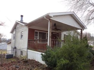3336 Stamps Ln, Powell, TN 37849