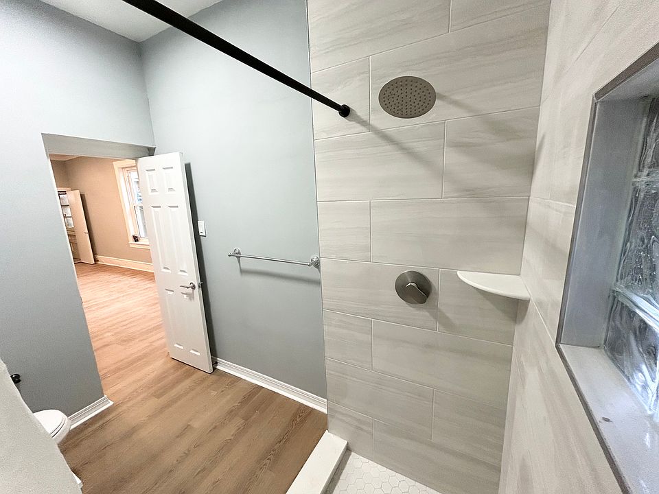1st image of 3805 Germantown Ave #1R