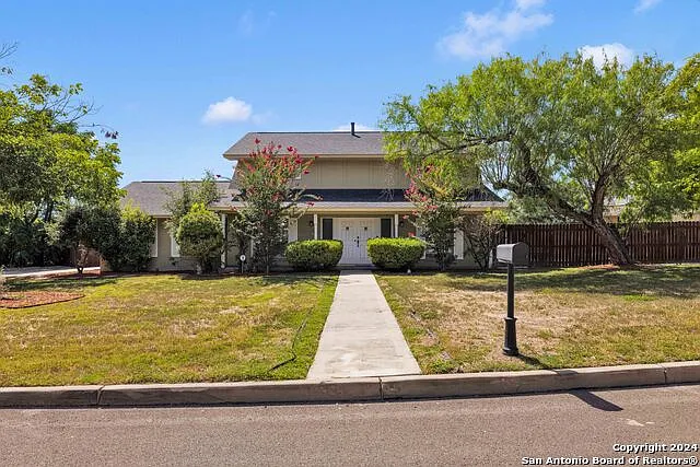 103 Shalimar Dr — Photo 1