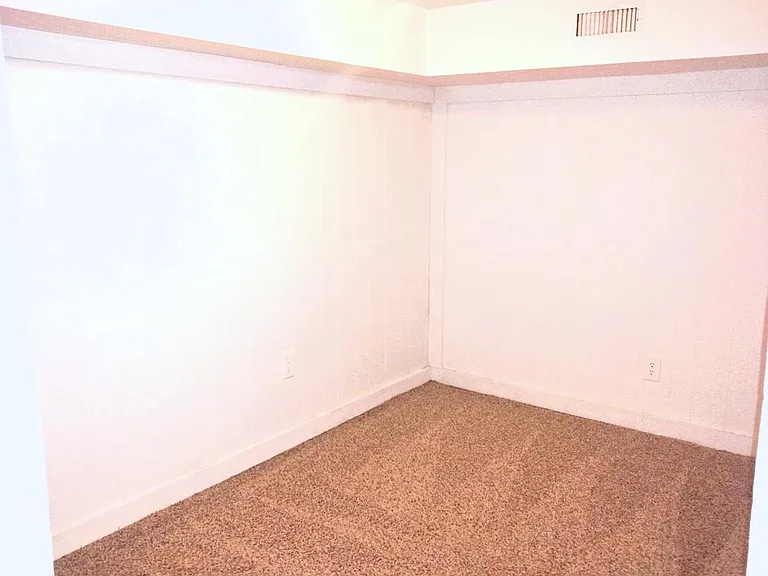 90 E 8th Ave #2 — Photo 17