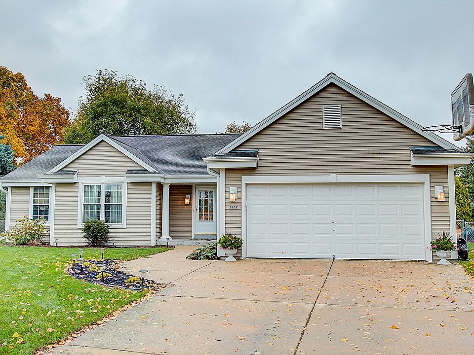 1st image of 2108 Somerset Ct