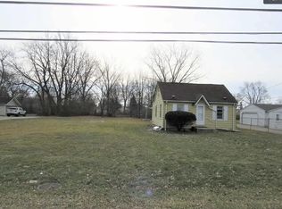 2090 Vermont Ave, Troy, MI 48083