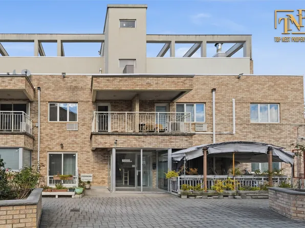 2800 East 29th Street image 1 of 22