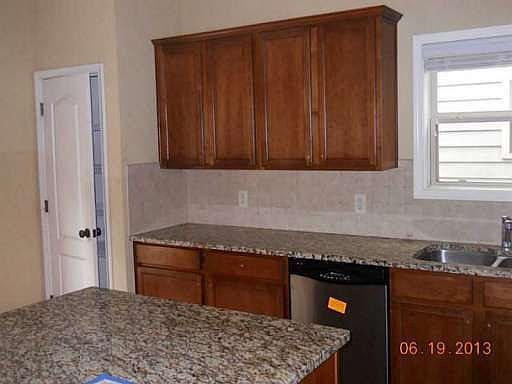 3rd image of 254 Ascott Ln