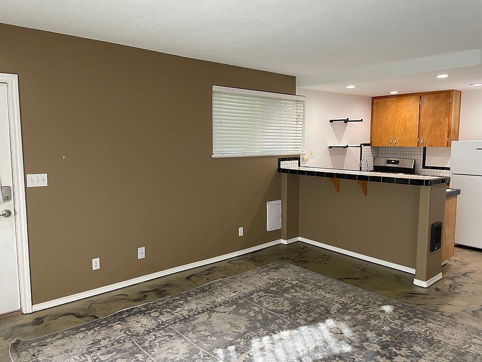 1st image of 5514 22nd Ave SE #A