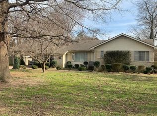 621 SW 3rd St, Walnut Ridge, AR 72476