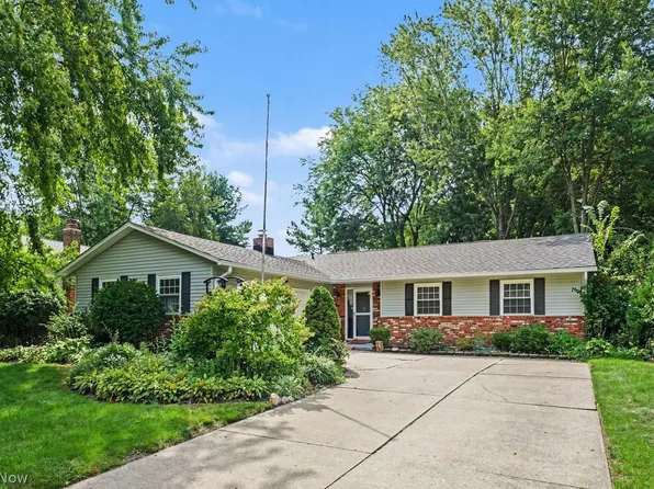 8610 Forestview Ave, Mentor, OH 44060