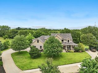 28020 238th St, Le Claire, IA 52753